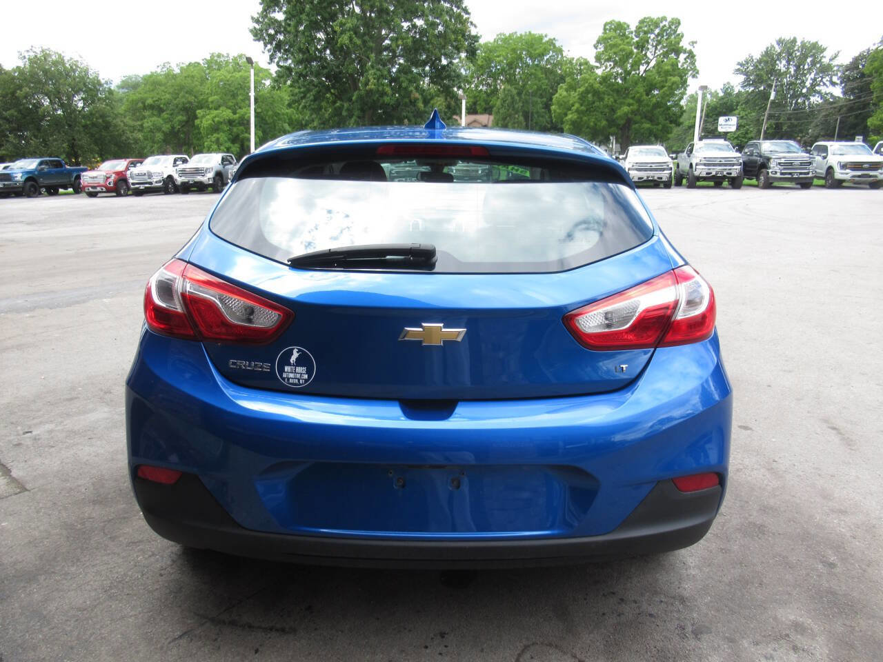 Used 2017 Chevrolet Cruze LT w/ Convenience Package image 7