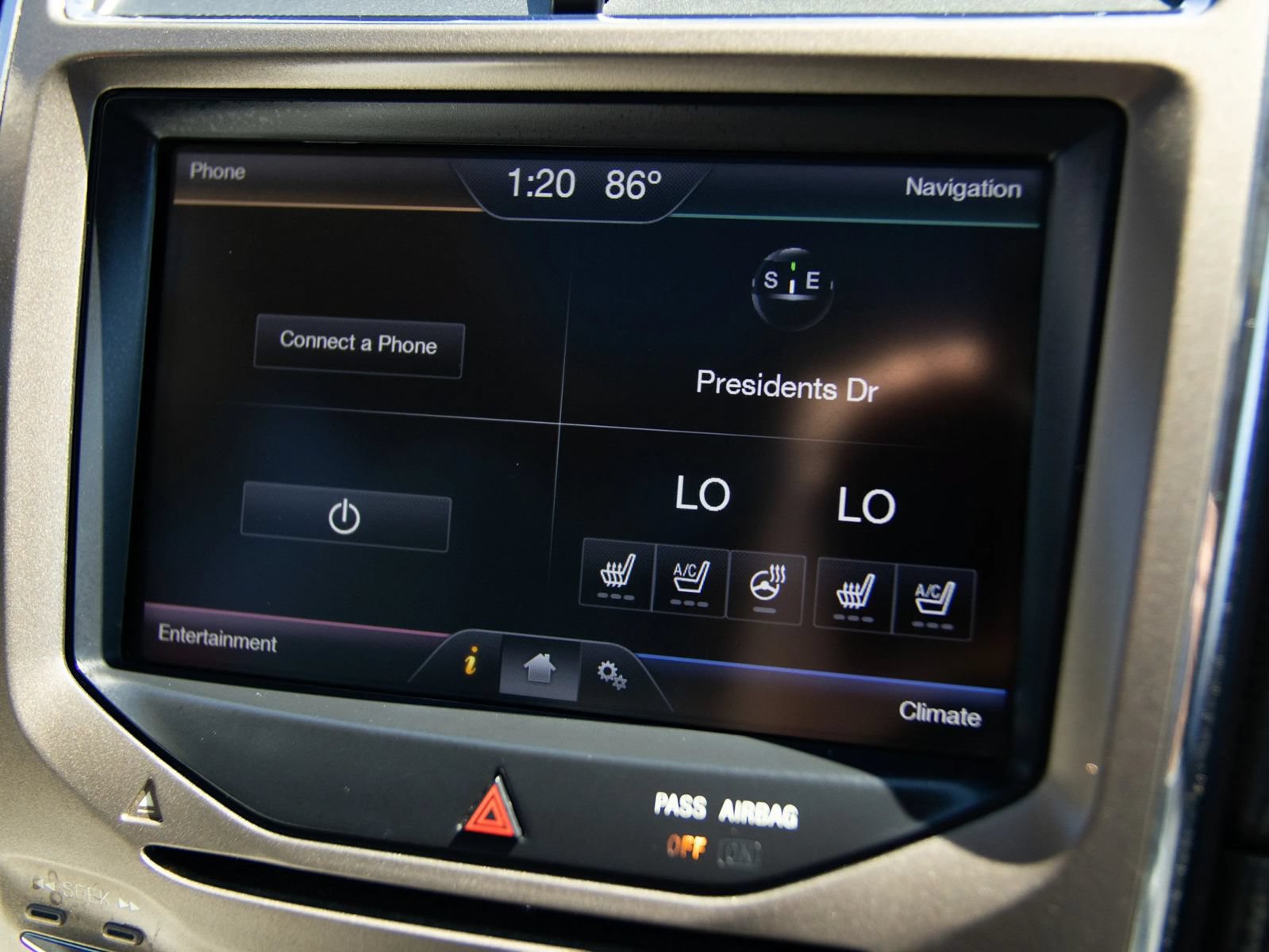 Used 2015 Lincoln MKX AWD w/ Equipment Group 102A image 24