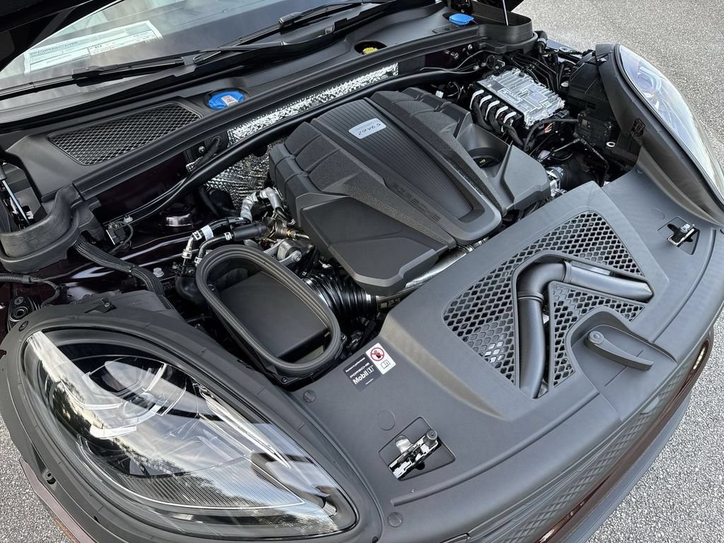 New 2026 Porsche Macan S AWD/4WD image 22
