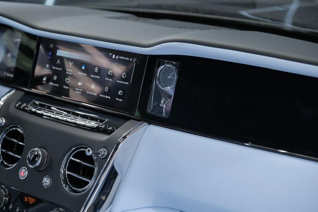 Used 2026 Rolls-Royce Cullinan image 54