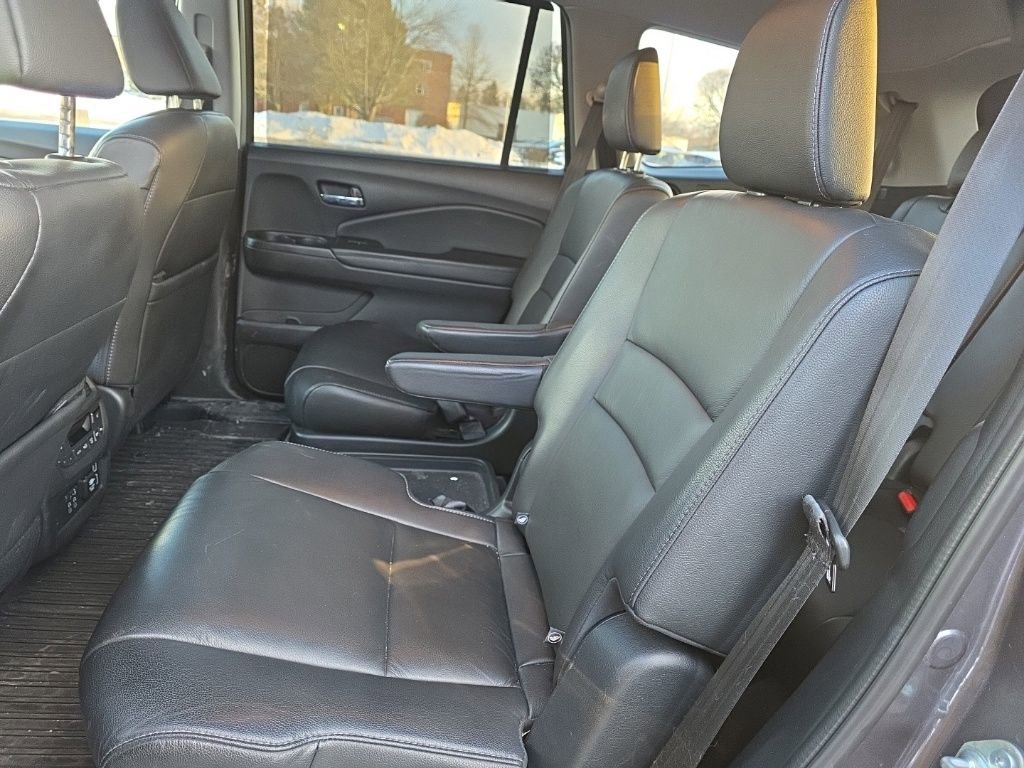 Used 2019 Honda Pilot Touring image 22