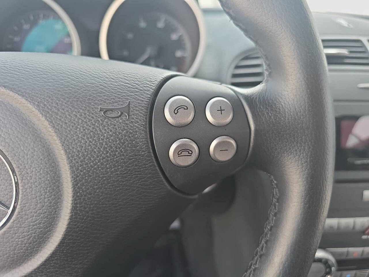Used 2005 Mercedes-Benz SLK 350 image 16