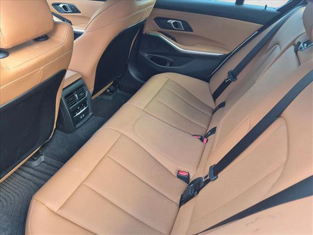 Certified 2024 BMW 330i Sedan w/ Convenience Package RWD image 17