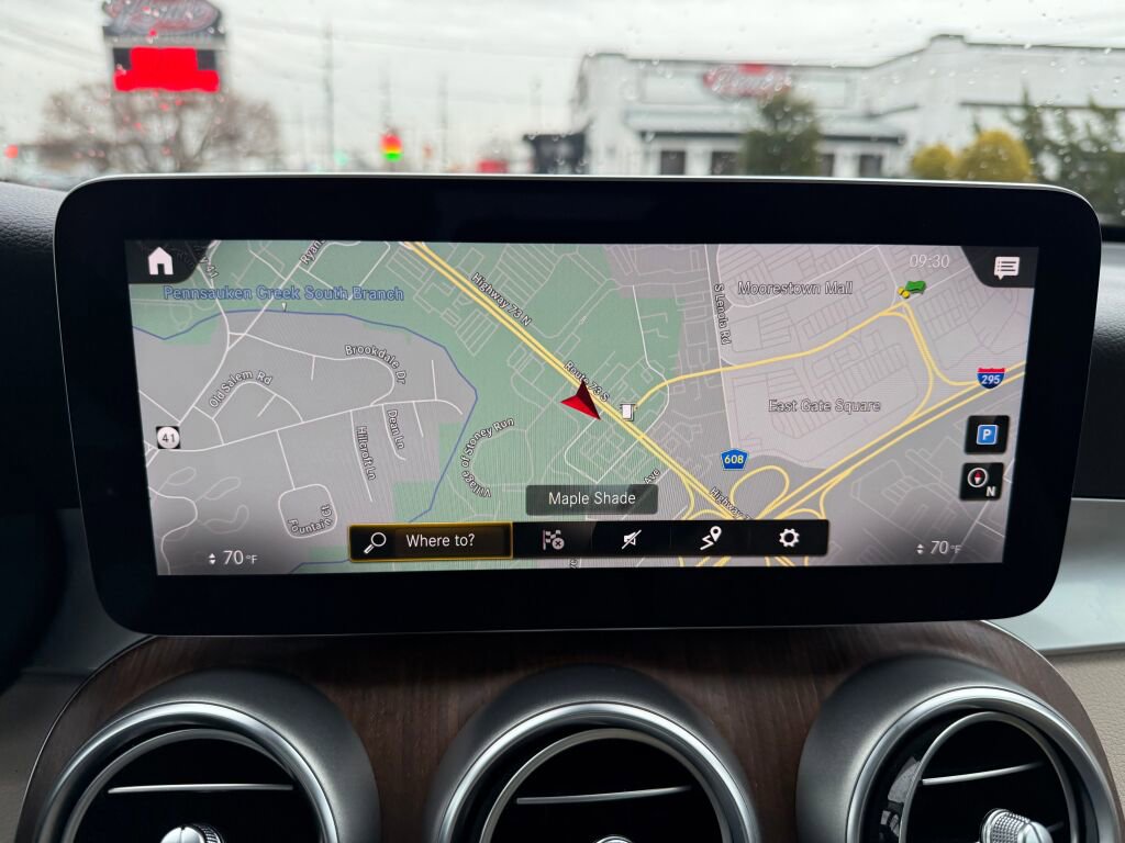 Used 2021 Mercedes-Benz GLC 300 4MATIC image 18