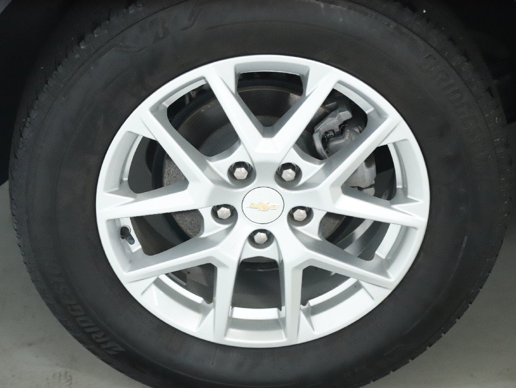 Used 2023 Chevrolet Equinox LT AWD/4WD image 12