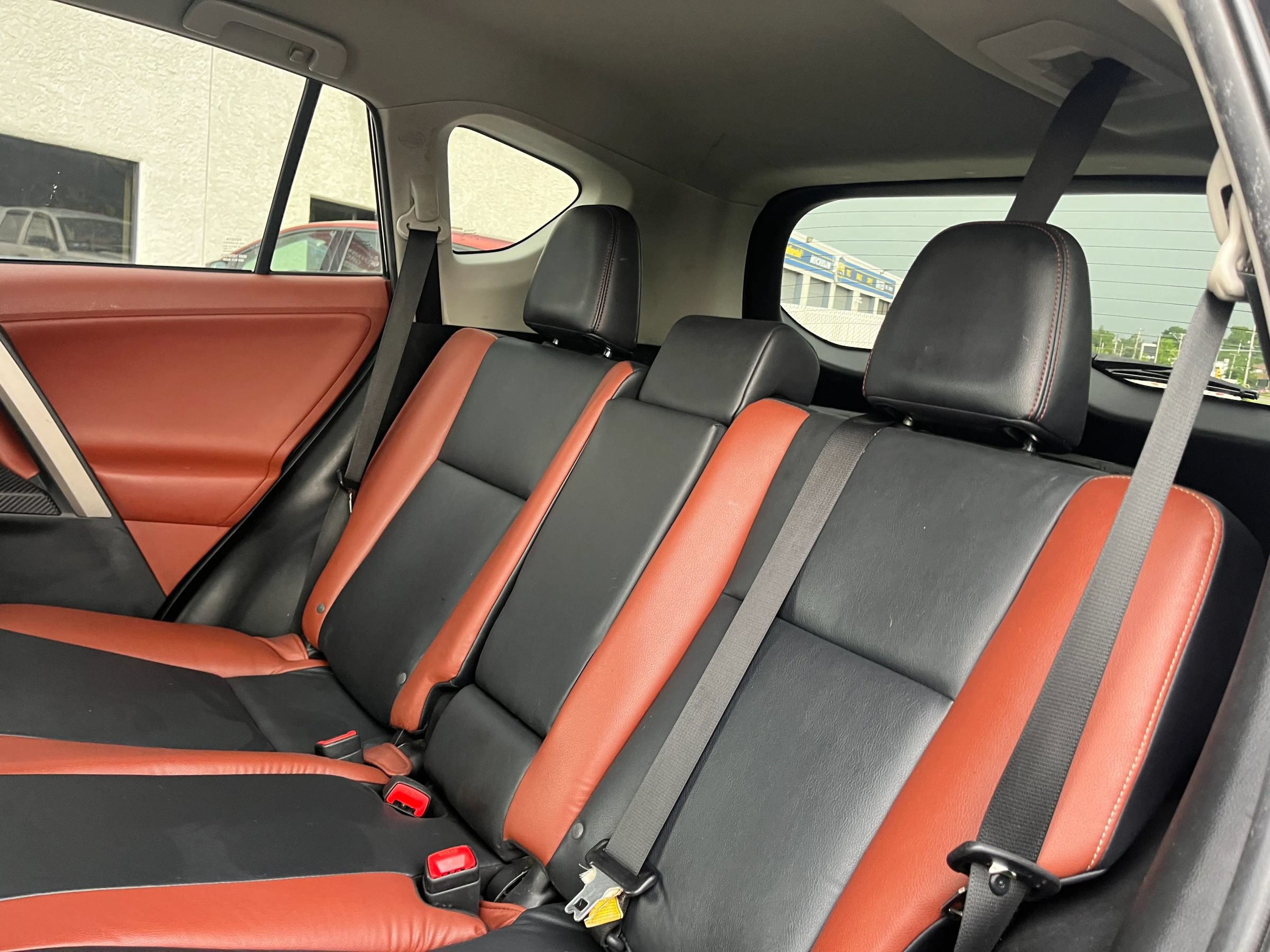 Used 2013 Toyota RAV4 Limited AWD/4WD image 17
