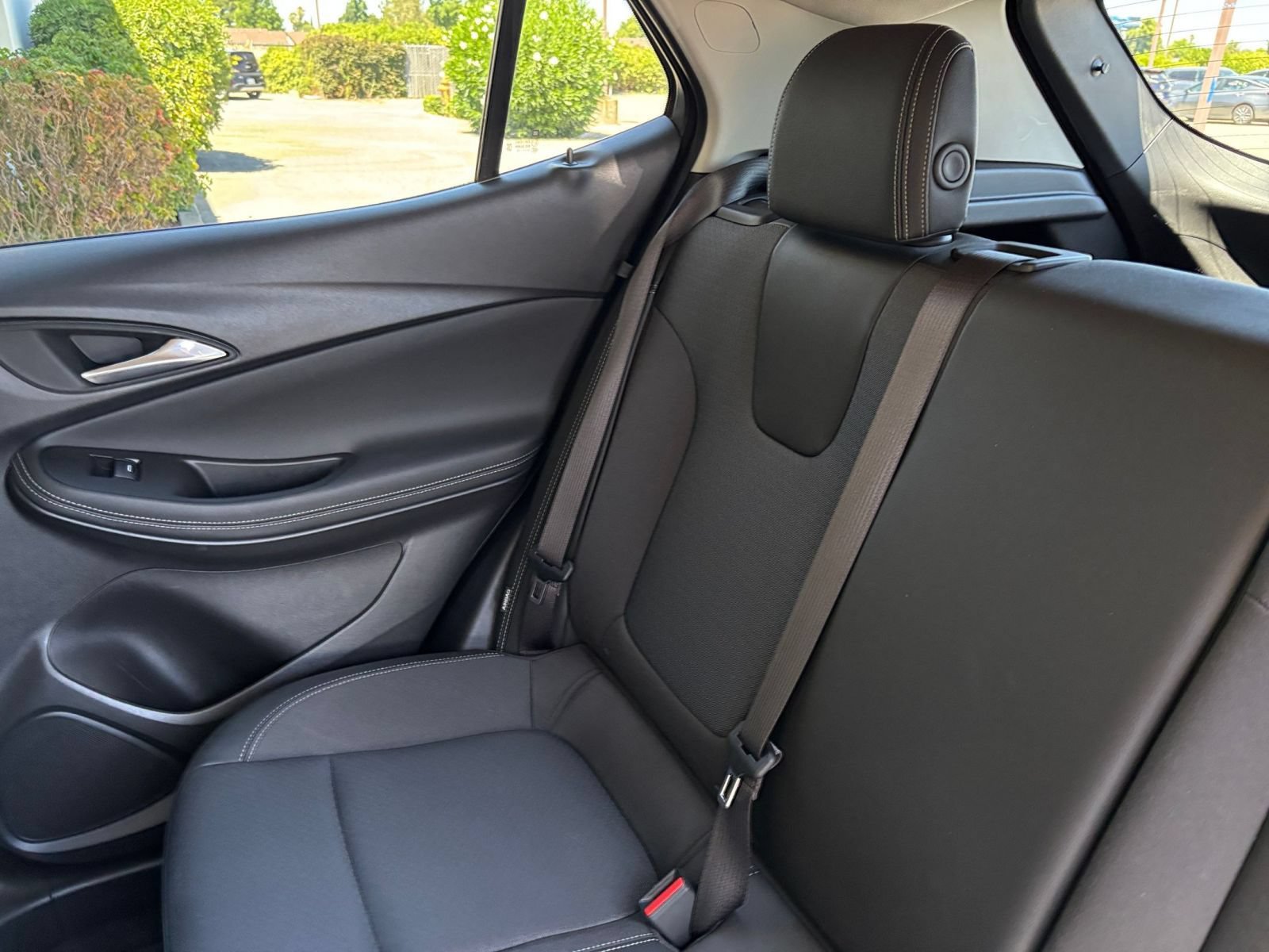 Used 2025 Buick Encore GX Preferred FWD image 39