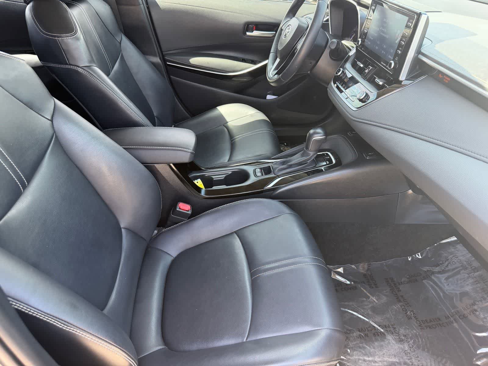 Used 2020 Toyota Corolla XLE w/ Carpet Mat Package (TMS) FWD image 11
