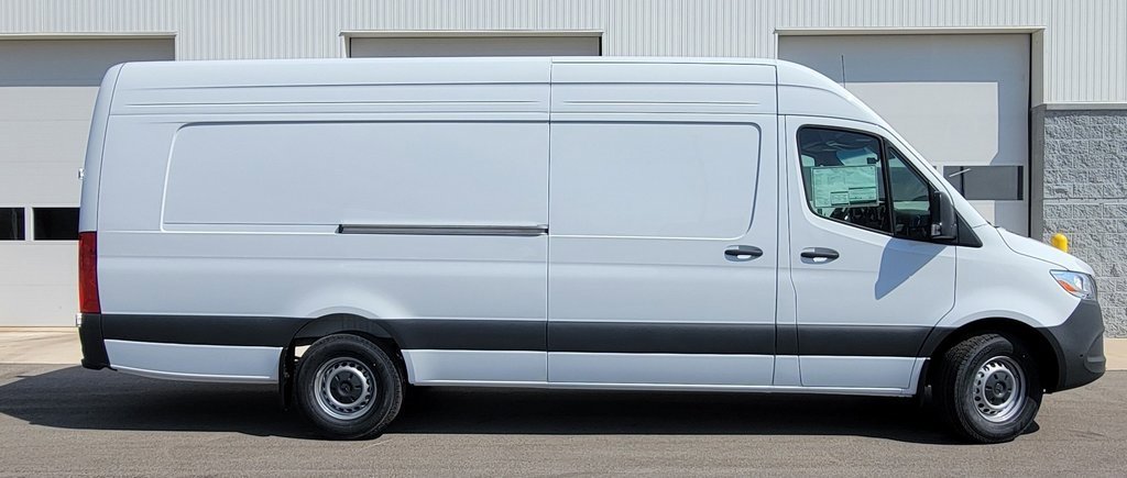 New 2025 Mercedes-Benz Sprinter 2500