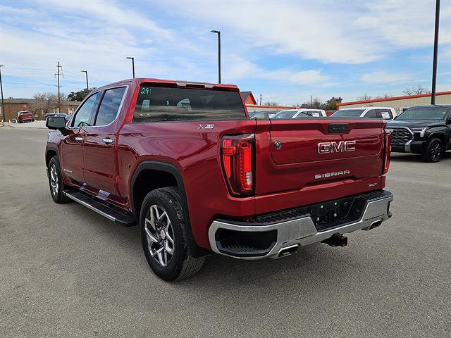 Certified 2022 GMC Sierra 1500 SLT image 3