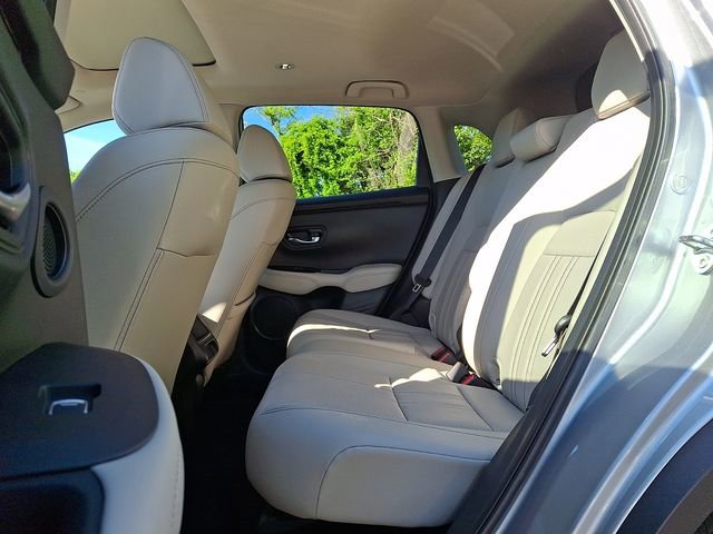Used 2023 Honda HR-V EX-L image 10