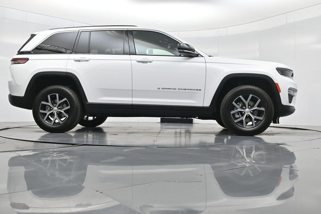 New 2025 Jeep Grand Cherokee Limited image 47