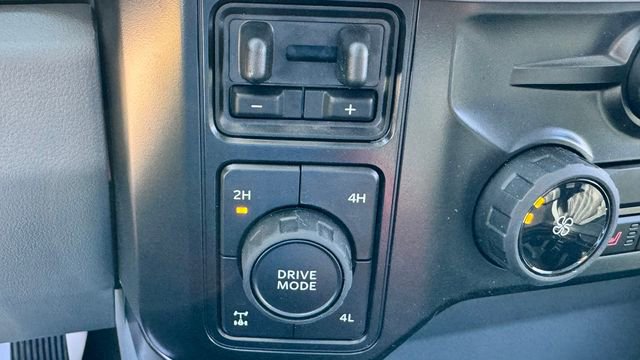 New 2026 Ford F250 XLT w/ XLT Premium Package AWD/4WD image 27