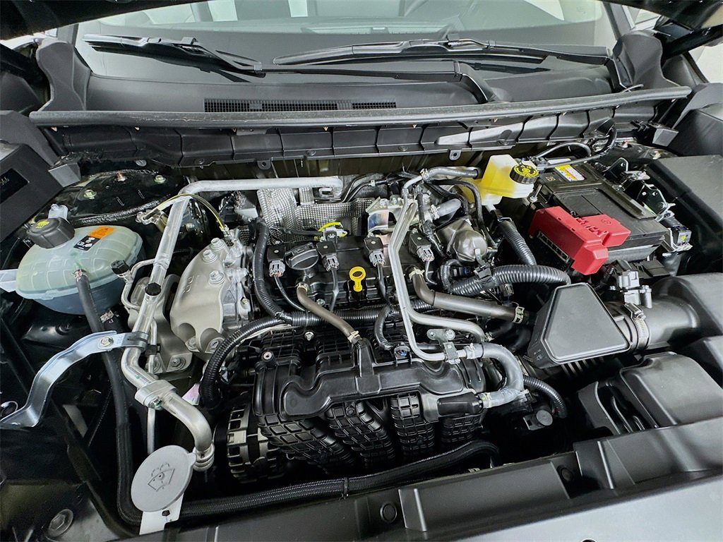New 2025 Mitsubishi Outlander SE image 32