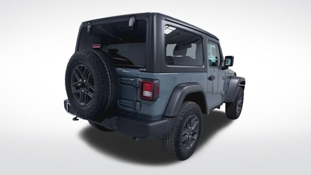 Used 2025 Jeep Wrangler Sport image 22