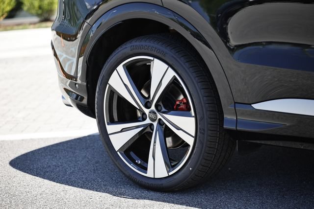 New 2026 Audi SQ5 Prestige AWD/4WD image 6