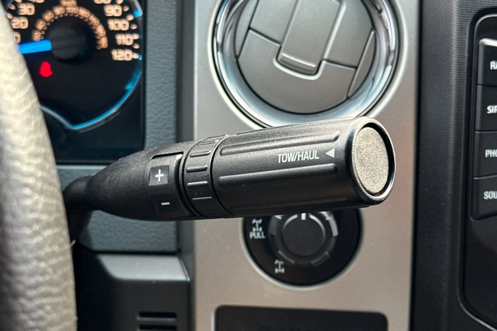 Used 2013 Ford F150 XLT w/ Luxury Equipment Group image 21