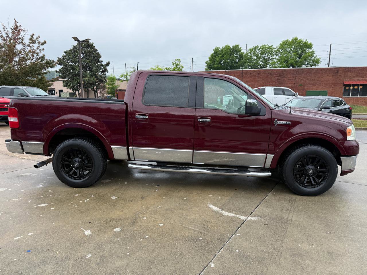 Used 2006 Lincoln Mark LT 2WD image 6