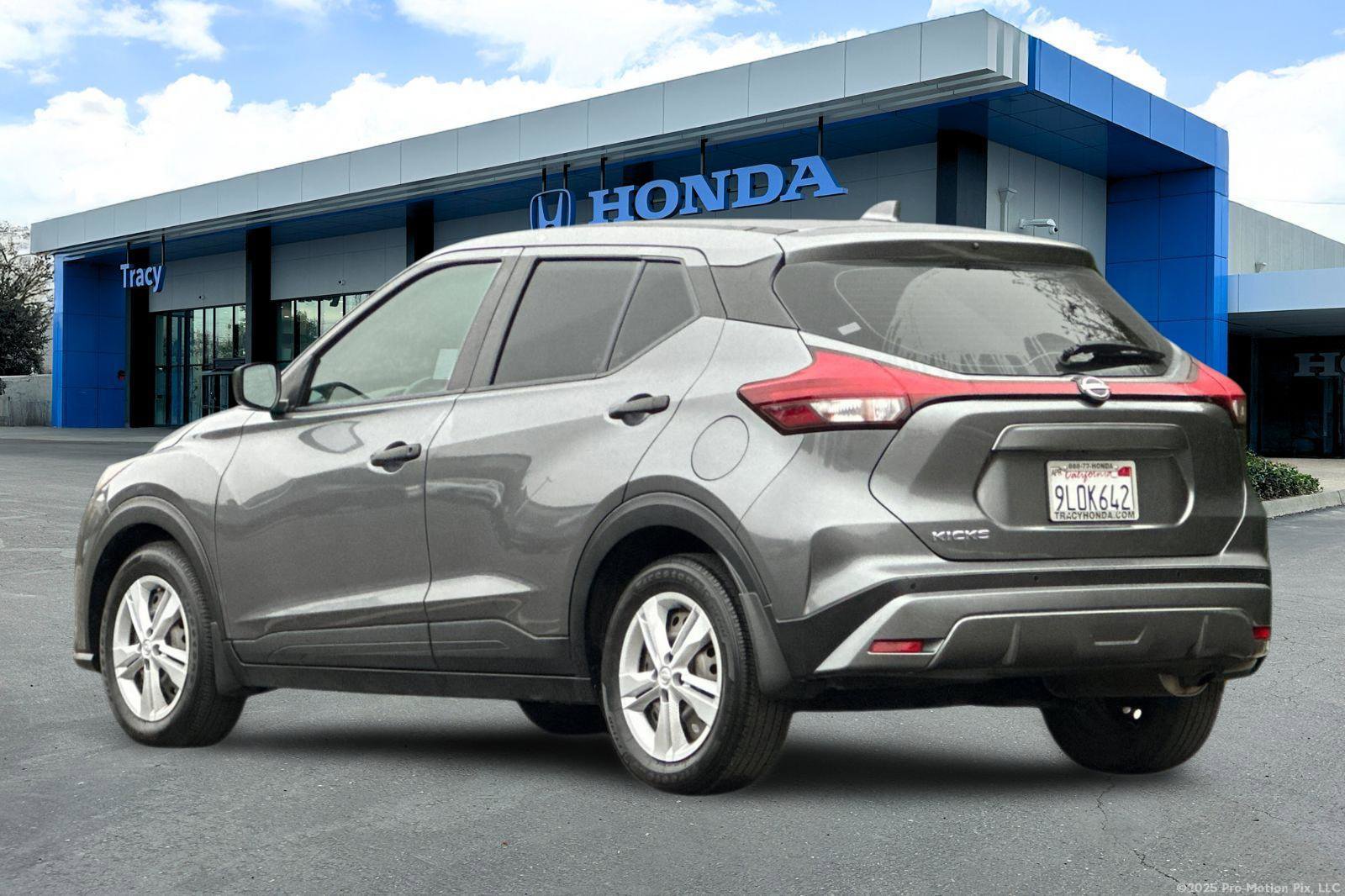 Used 2024 Nissan Kicks S image 10