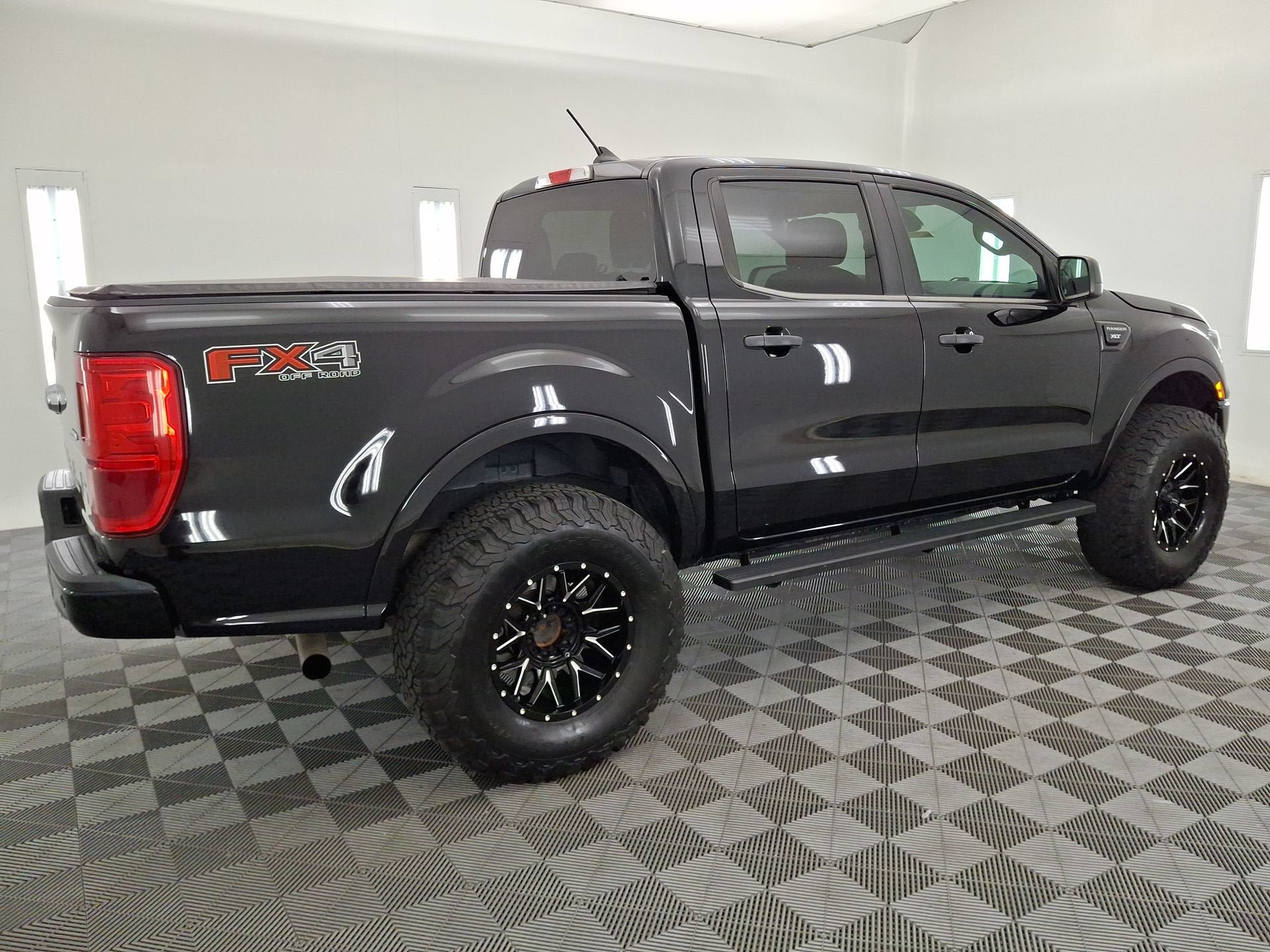 Used 2019 Ford Ranger XLT w/ FX4 Off-Road Package AWD/4WD image 25