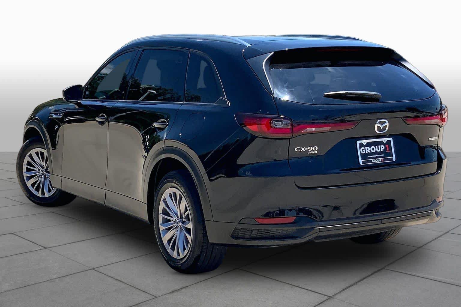 Used 2025 MAZDA CX-90 3.3 Turbo w/ Preferred Package AWD/4WD image 12