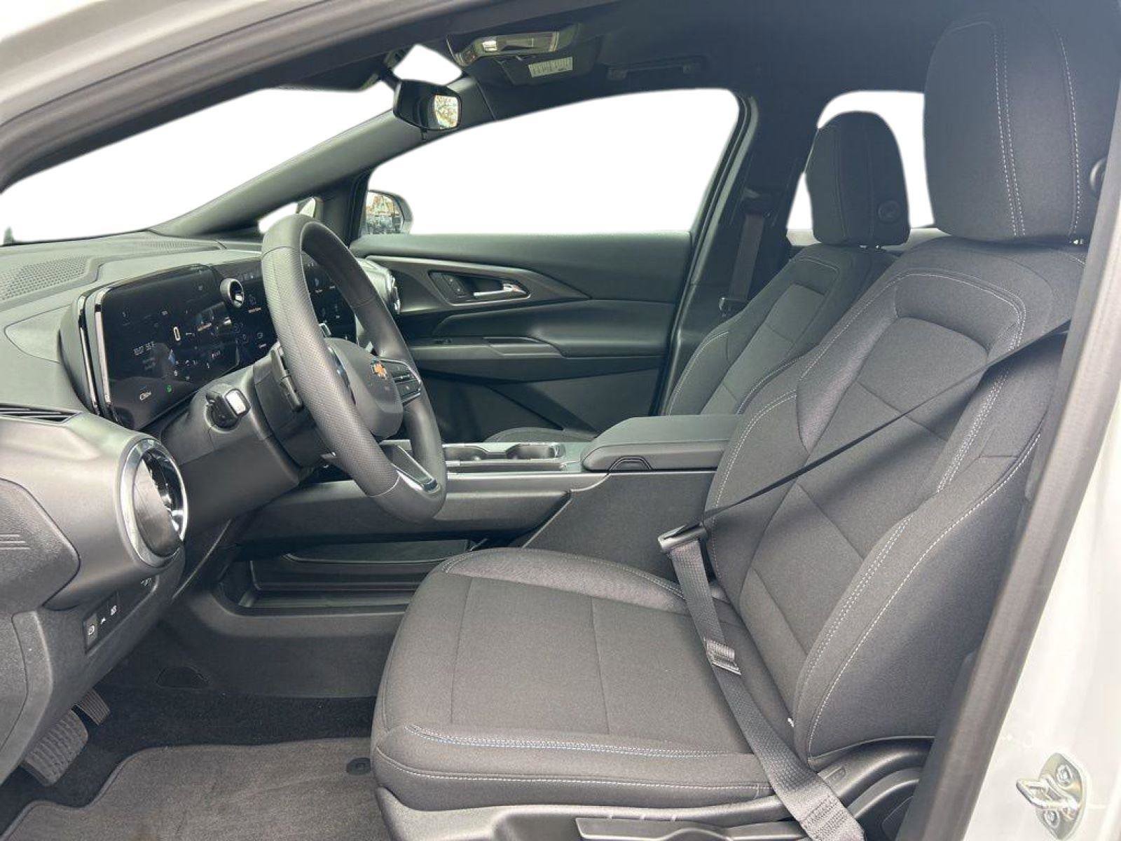 New 2026 Chevrolet Equinox EV LT FWD image 14