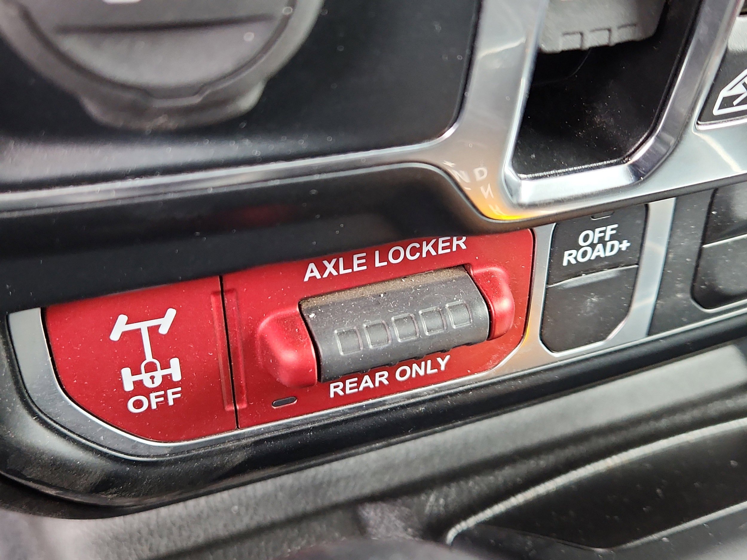 Used 2024 Jeep Wrangler Unlimited AWD/4WD image 23