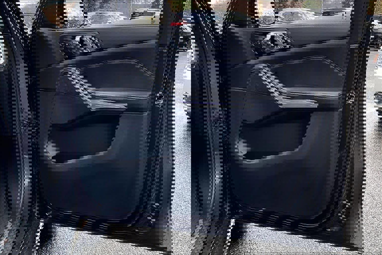 Used 2023 BMW X5 xDrive40i w/ Luxury Seating Package image 25