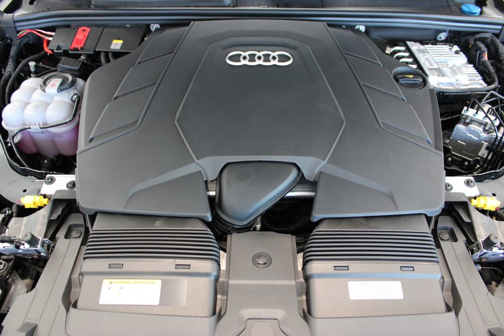 New 2026 Audi Q7 3.0T Premium Plus image 7
