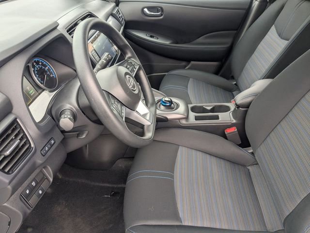 Used 2024 Nissan Leaf S image 17