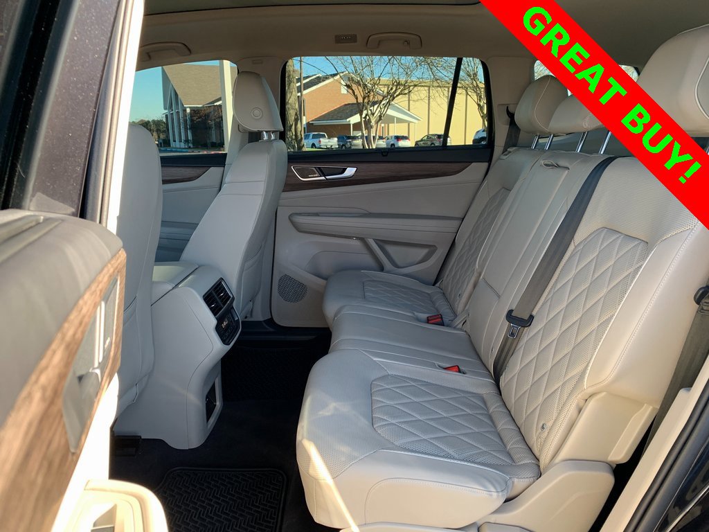 Used 2024 Volkswagen Atlas SEL Premium R-Line image 26