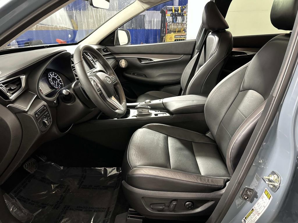 Certified 2023 INFINITI QX50 Luxe image 26