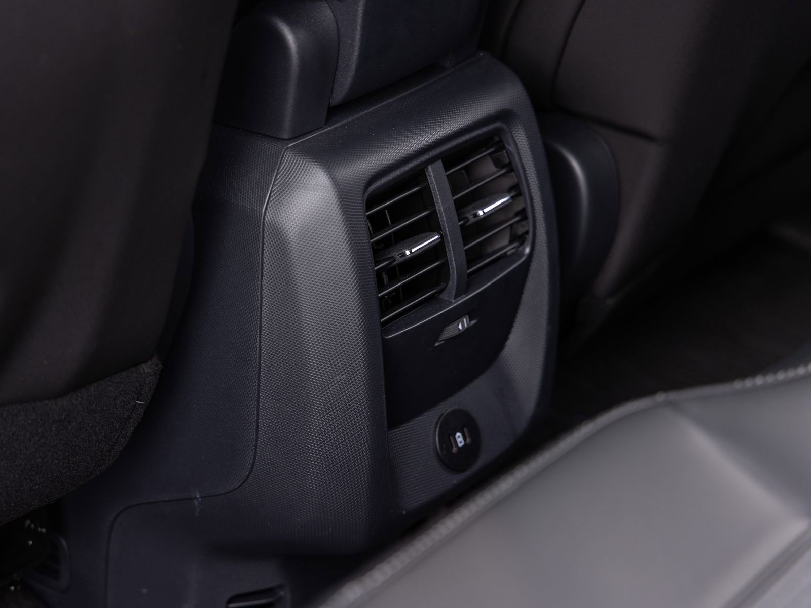 Used 2024 Ford Mustang Mach-E GT AWD/4WD image 25