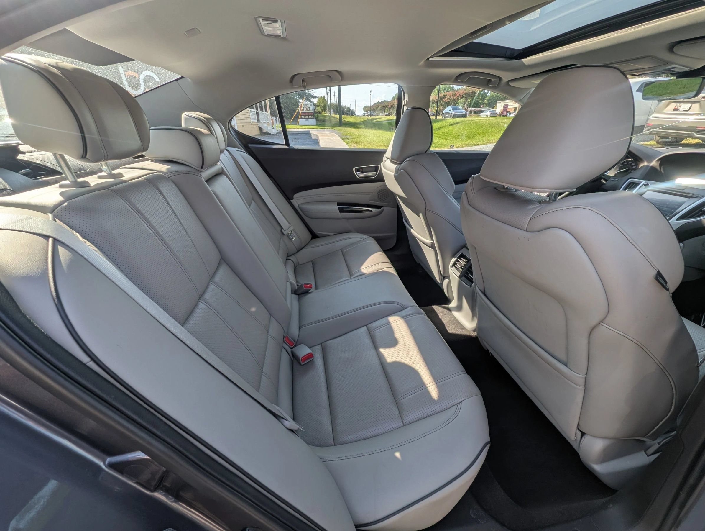 Used 2019 Acura TLX w/ Technology Package FWD image 39