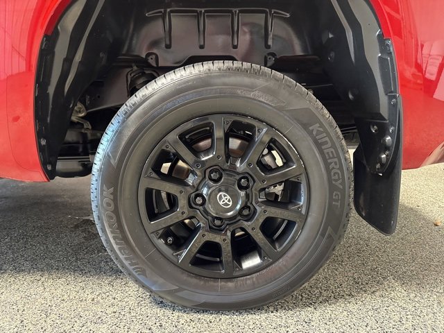 Used 2020 Toyota Tundra SR5 image 18