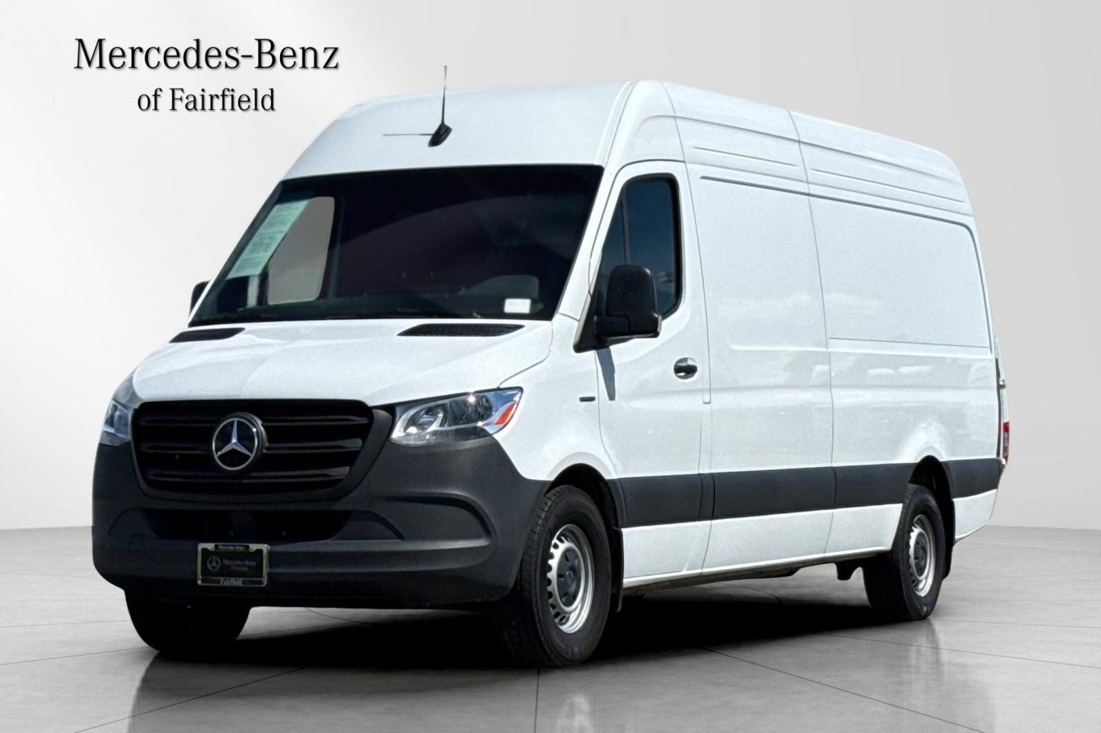 Used 2024 Mercedes-Benz eSprinter 170 Cargo image 1