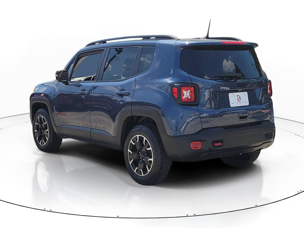 Used 2023 Jeep Renegade Trailhawk w/ Sun/Sound Group AWD/4WD image 3
