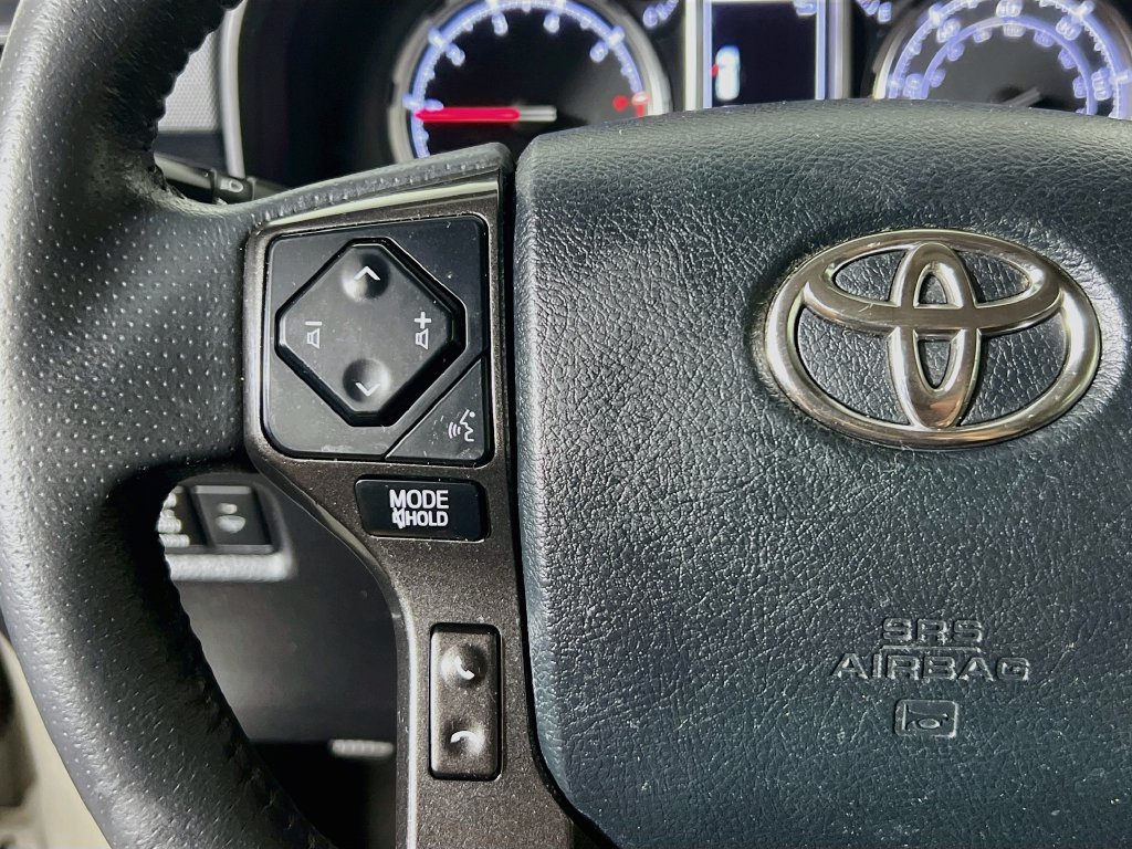 Used 2022 Toyota 4Runner TRD Off-Road Premium w/ Moonroof Package AWD/4WD image 16