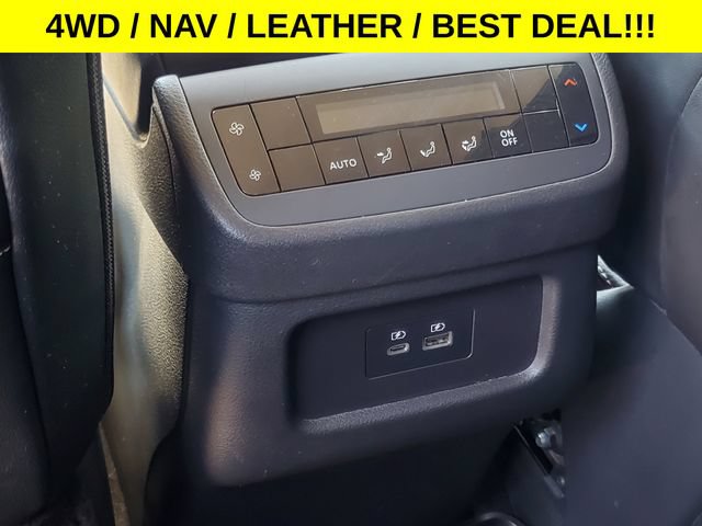 Used 2024 Nissan Pathfinder SL AWD/4WD image 28