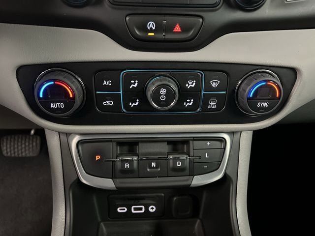 Certified 2022 GMC Terrain SLE w/ Driver Convenience Package image 18