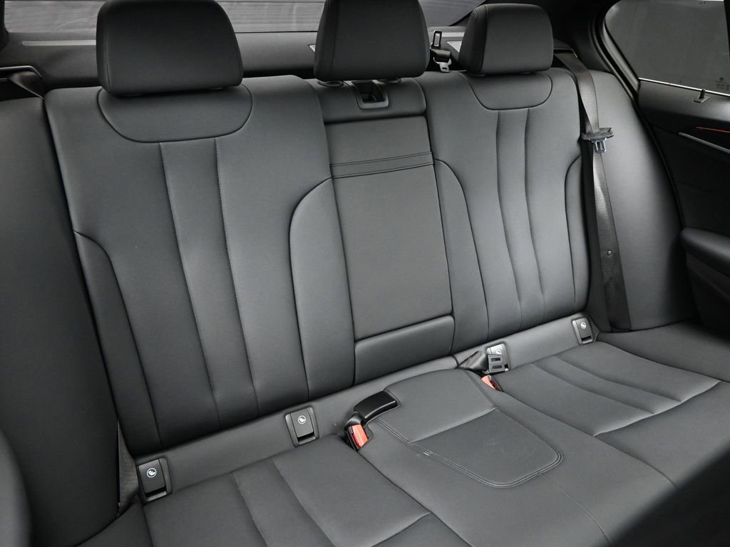 Used 2019 BMW 530i xDrive w/ Convenience Package image 34