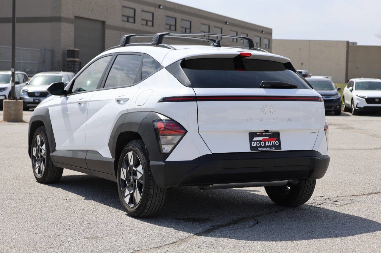 Used 2025 Hyundai Kona SEL FWD image 11