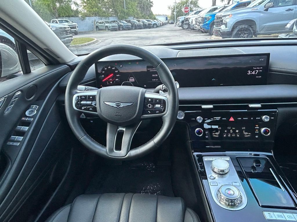 Used 2025 Genesis G80 2.5T image 16
