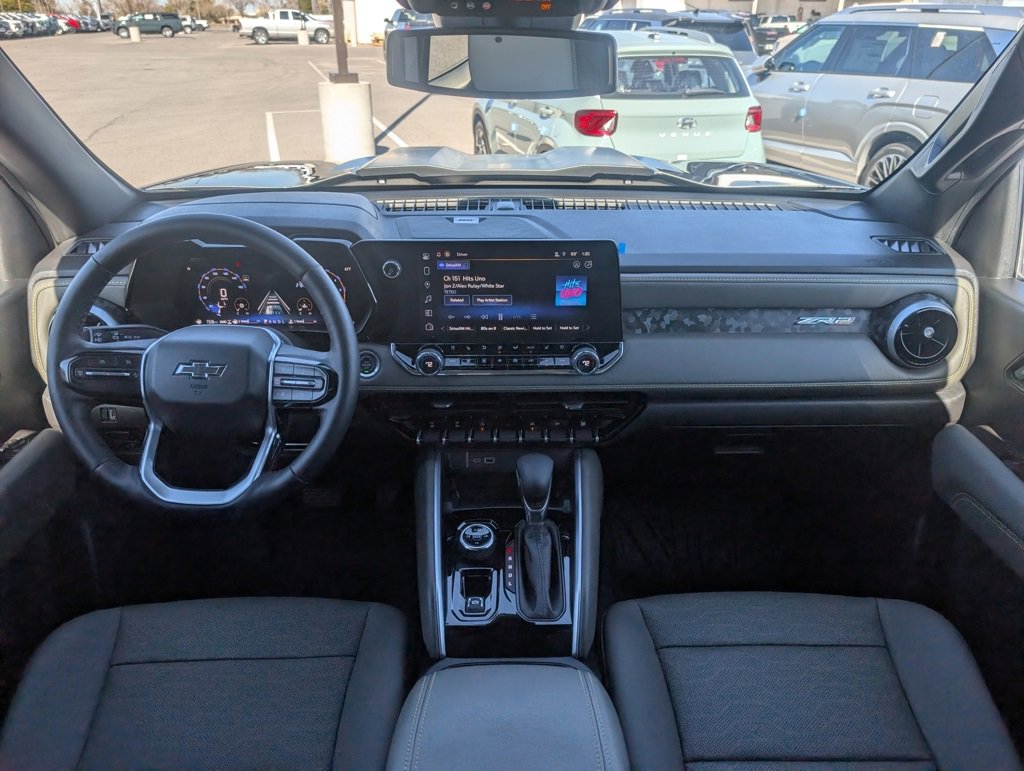 Used 2025 Chevrolet Colorado ZR2 w/ Technology Package image 15