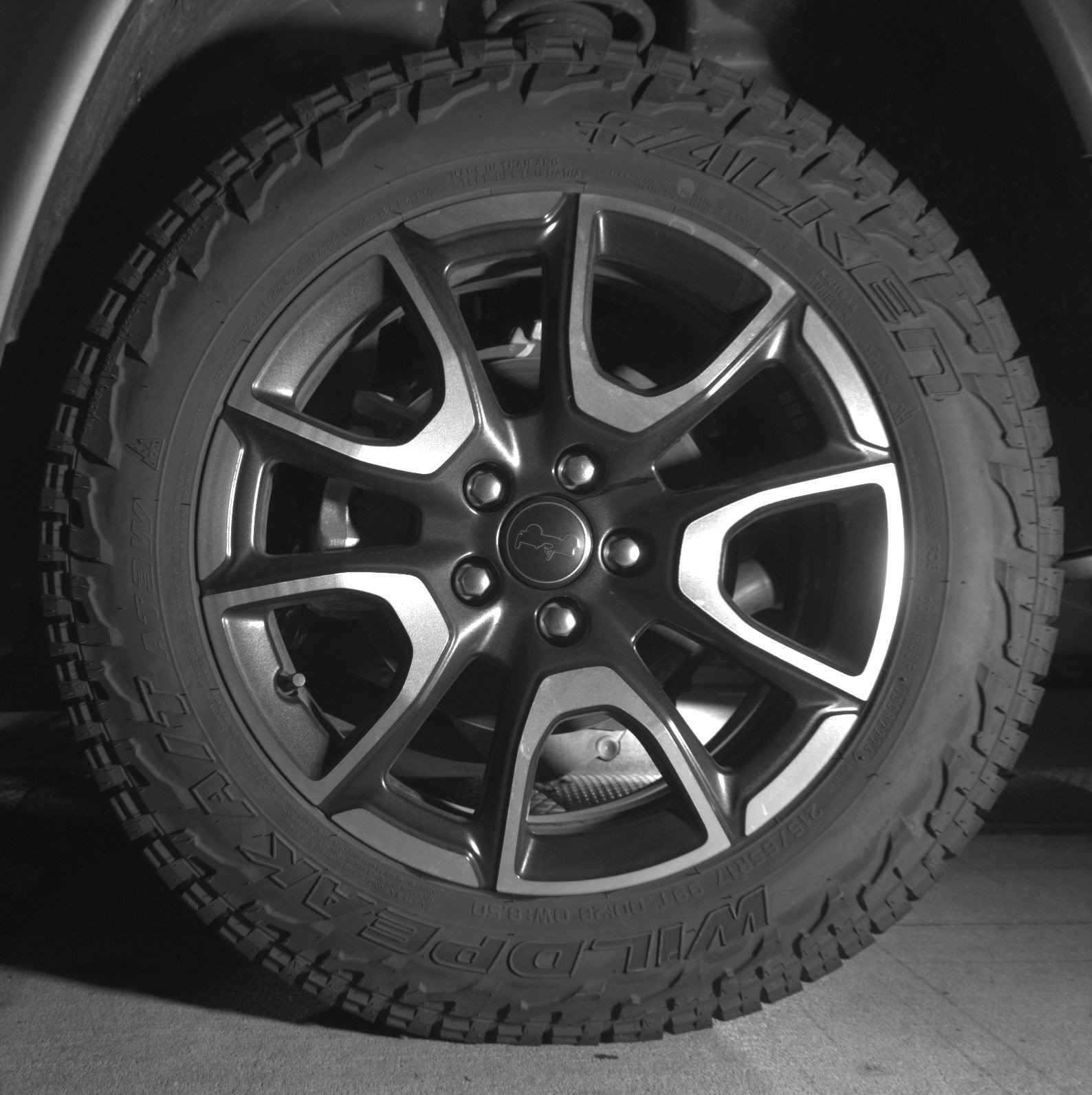 Used 2025 Jeep Compass Trailhawk AWD/4WD image 14