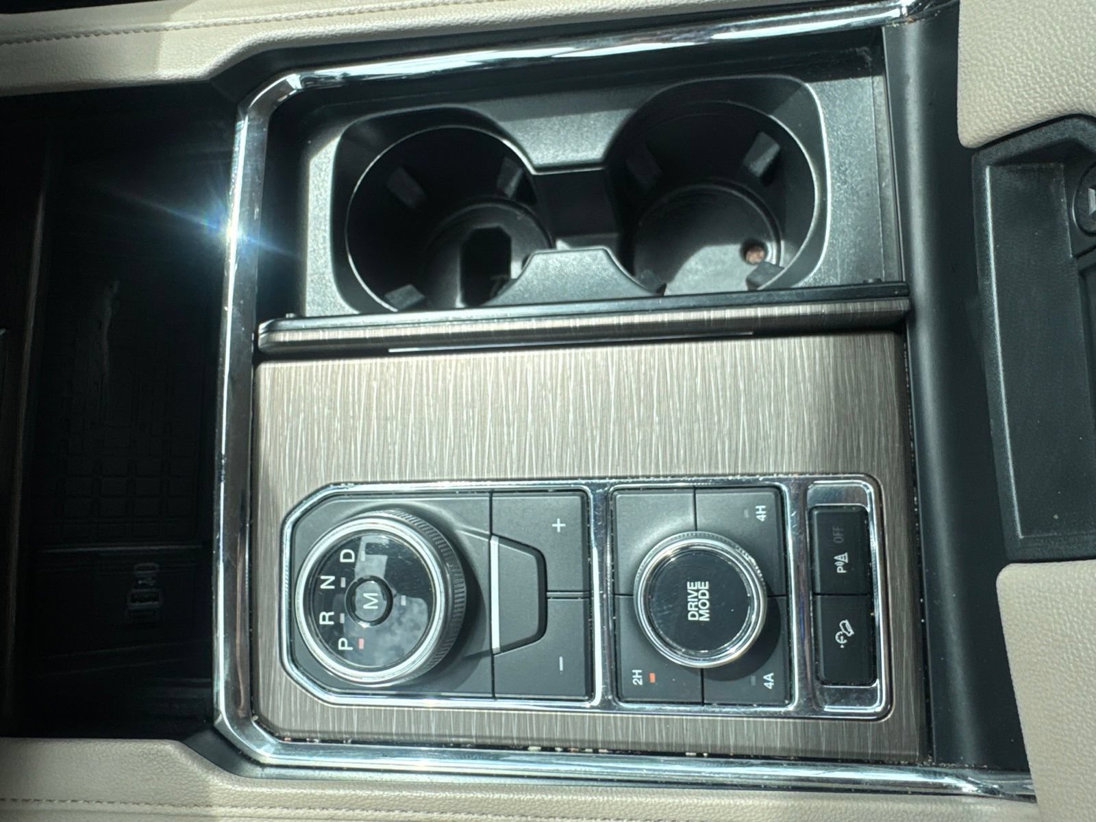 Used 2024 Ford Expedition Max Limited AWD/4WD image 35