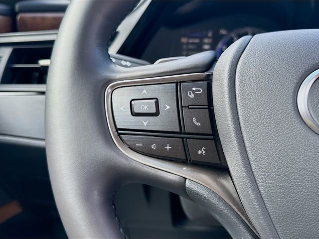 Used 2025 Lexus ES 350 w/ Premium Package image 31
