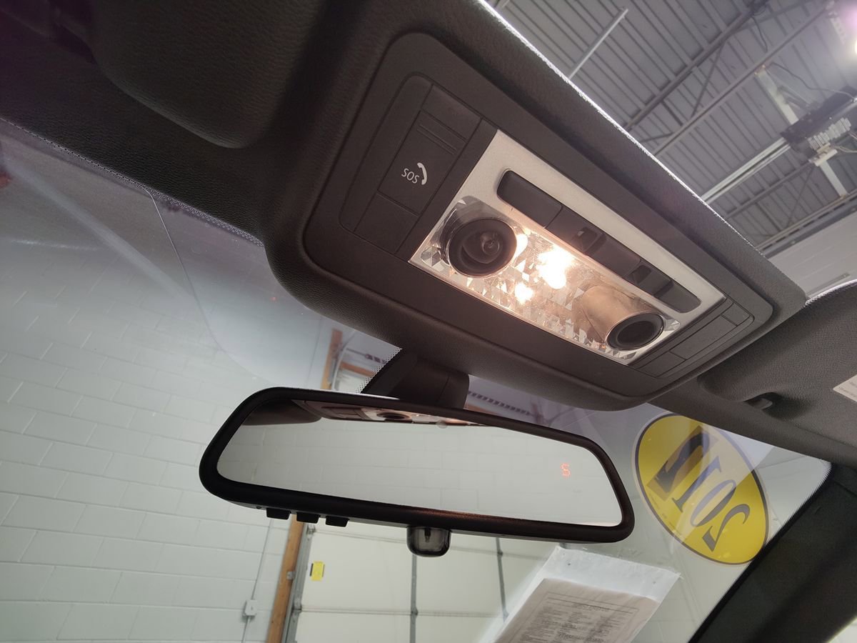 Used 2011 BMW 328i Convertible RWD image 36