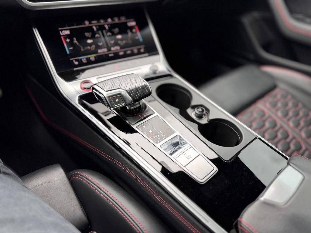 Used 2022 Audi RS 7 Sportback AWD/4WD image 18
