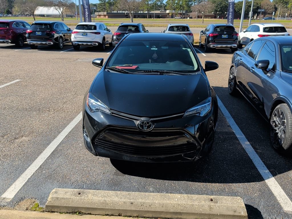 Used 2019 Toyota Corolla LE image 4